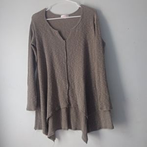 Maronie Hi Low Top Shirt Asymmetrical Sz L